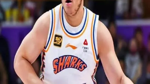 [网球]布云朝克特力争年终排名跻身前五十